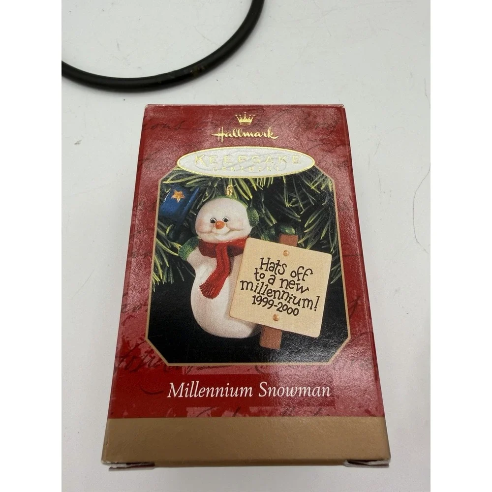 ⛄✨ Hallmark Keepsake Ornament – Millennium Snowman – 1999 – Charming Y2K Holiday